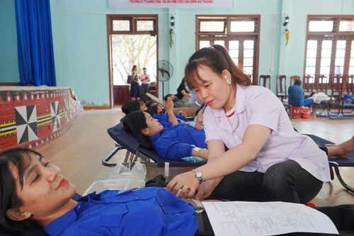 Các xã Nam Trà My, Trà Linh và Trà Vân vận động hiến hơn 120 đơn vị máu