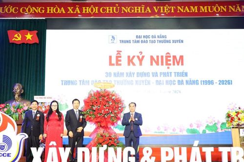 Trung tâm Đào tạo thường xuyên (Đại học Đà Nẵng) kỷ niệm 30 năm xây dựng và phát triển