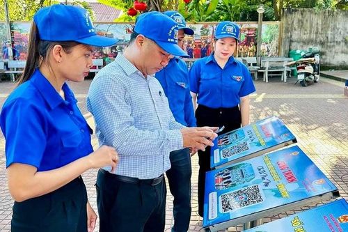 Đoàn viên, thanh niên chung tay hưởng ứng Năm Du lịch quốc gia