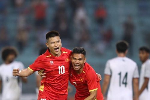 Tuyển Việt Nam thắng áp đảo Bangladesh 3-0: Dấu ấn nhân tố mới và sự trở lại của Đoàn Văn Hậu