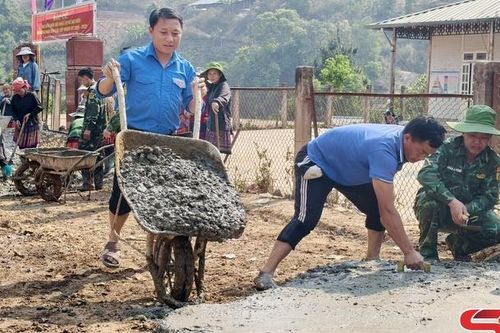 Chương trình Tháng Ba biên giới tại xã Mường Lạn