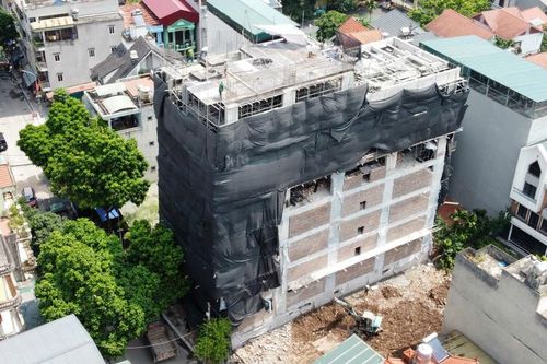 Công trình lao đao giữa áp lực giá vật liệu tăng