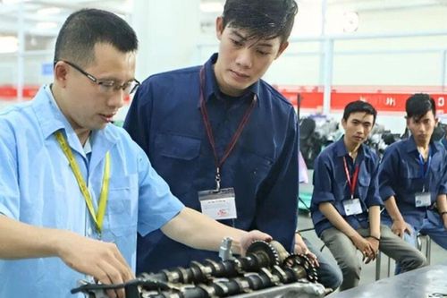 Ngành học dự đoán 'lên ngôi' trong năm 2026, ra trường dễ có việc làm, luôn 'khát' nhân lực chất lượng cao