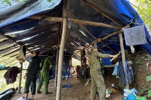 Xử lý hoạt động khai thác vàng trái phép tại khe Ma