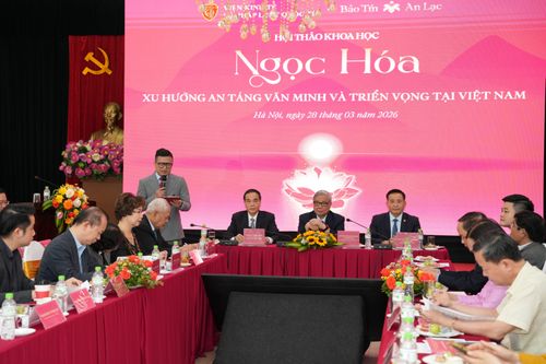 Từ tro cốt thành 'ngọc': Xu hướng tưởng niệm văn minh trong kỷ nguyên công nghệ