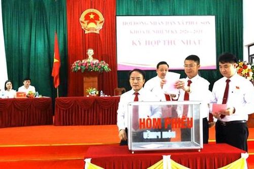Phúc Sơn kiện toàn bộ máy sau bầu cử