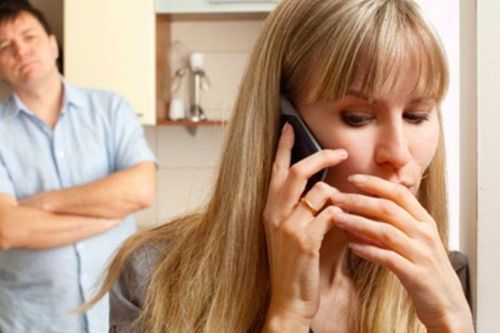 Phát hiện vợ ngoại tình, người chồng mời 'tình địch' bữa cơm rượu và cái kết