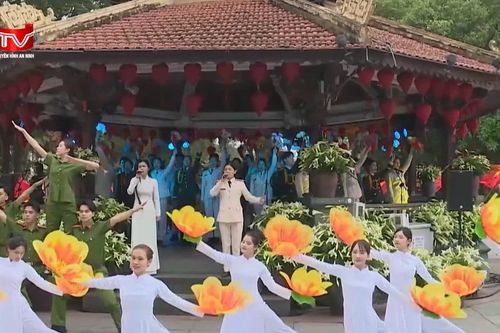 Ấn tượng đêm nhạc 'Hà Nội bình yên' với dấu ấn lực lượng Công an Thủ đô