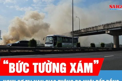 'Bức tường xám' che khuất tầm nhìn, nguy cơ tai nạn giao thông