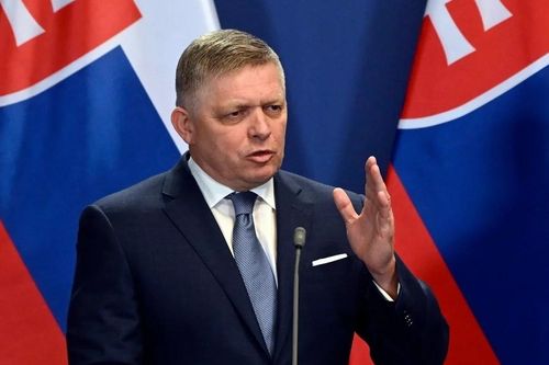 Slovakia dọa phủ quyết trừng phạt Nga, phản đối việc ưu ái Ukraine trong tranh chấp dầu mỏ