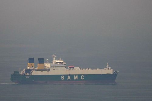 Iran cho phép 20 tàu Pakistan đi qua eo biển Hormuz, Thái Lan đạt thỏa thuận hiếm hoi