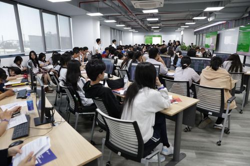 Đổi mới giáo dục đại học để thích ứng với xã hội biến động