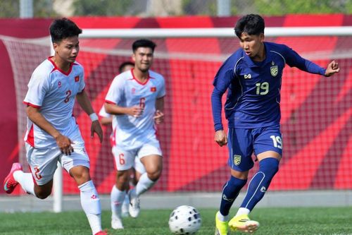 Thắng Việt Nam, U23 Thái Lan được dự đoán vô địch