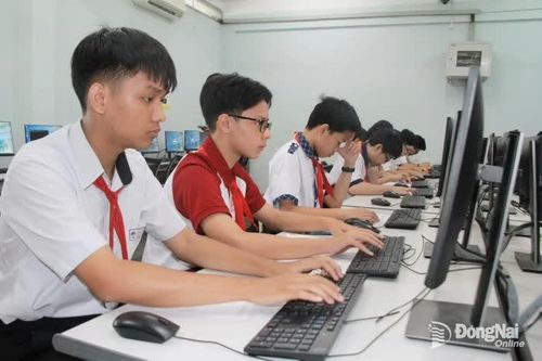 Gần 400 thí sinh tham gia Hội thi Tin học trẻ tỉnh Đồng Nai lần thứ 30