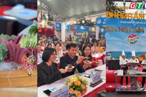 Du khách ấn tượng với màn quảng diễn sashimi cá ngừ đại dương