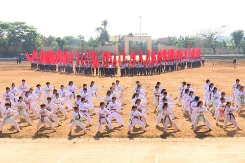 Phường An Phú và xã Đak Đoa khai mạc Đại hội Thể dục thể thao lần thứ I