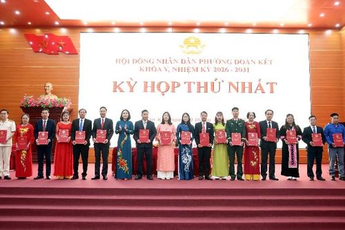 Kỳ họp thứ nhất HĐND phường Đoàn Kết khóa V