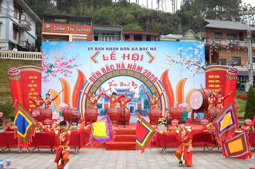 Rộn ràng Lễ hội đền Bắc Hà năm 2026
