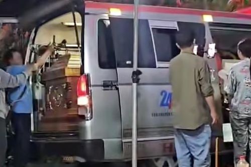3 công nhân đâm chết đồng nghiệp rồi bỏ trốn