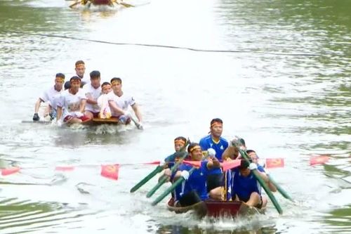 Đặc sắc lễ hội truyền thống làng Siêu Quần