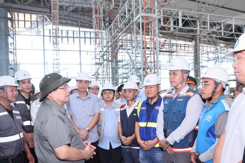Thủ tướng kiểm tra đại công trường sân bay Long Thành
