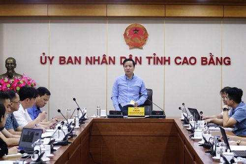 Chủ tịch UBND tỉnh Lê Hải Hòa: Đẩy mạnh phát triển điện mặt trời tự sản, tự tiêu tại cơ quan nhà nước