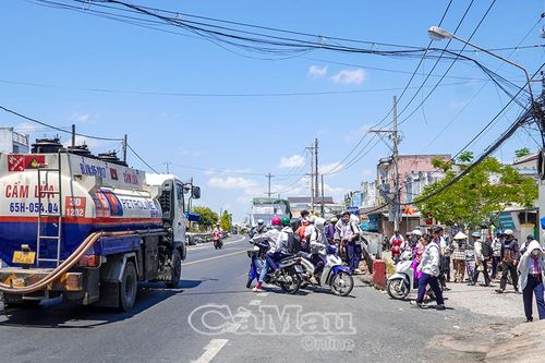 Nỗi lo thường trực mỗi giờ tan học