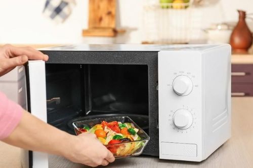 Cách luộc rau bằng lò vi sóng đơn giản, giữ trọn hương vị lẫn chất dinh dưỡng