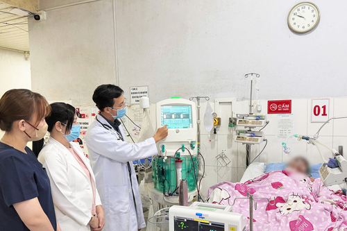 Bệnh viện Chợ Rẫy hỗ trợ Phú Quốc lần đầu lọc máu cứu ca sốc nhiễm khuẩn nặng