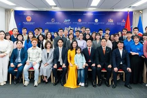 Thanh niên Việt Nam tại Kyushu kết nối tri thức, kiến tạo tương lai