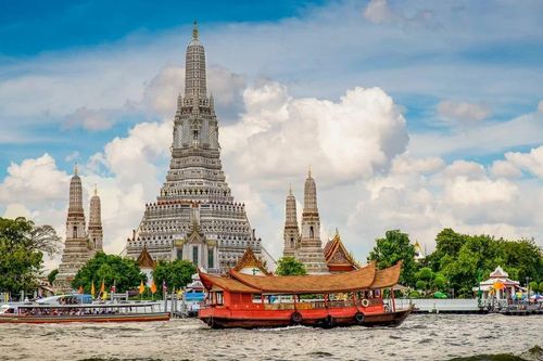 Ngành du lịch nhiều quốc gia đối mặt với khủng hoảng do xung đột
