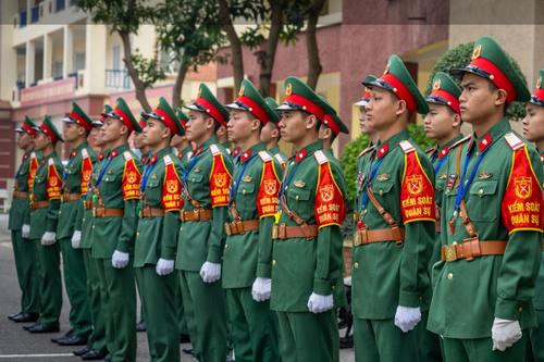 Chính sách về phụ cấp tăng thêm đối với đối tượng thu hút vào biên chế trong Quân đội nhân dân Việt Nam được quy định như thế nào?