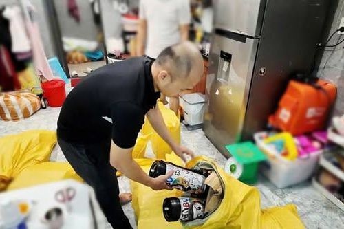 Công an TP Đà Nẵng triệt phá 2 vụ mua bán hàng cấm, thu giữ hơn 800 bình 'khí cười'