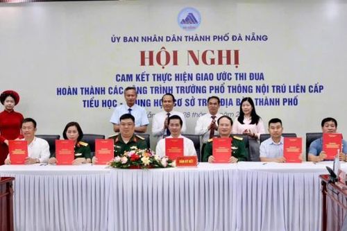 Cam kết hoàn thành 6 trường phổ thông nội trú liên cấp khu vực biên giới trước 30-8-2026