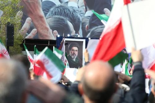 Lãnh tụ tối cao Iran gửi thông điệp cá nhân đến Iraq
