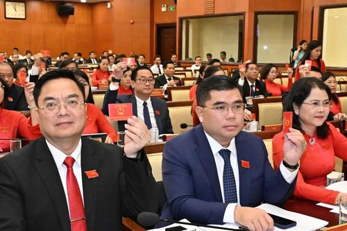 HĐND TPHCM thông qua nghị quyết về tổ chức các kỳ họp thường lệ năm 2026