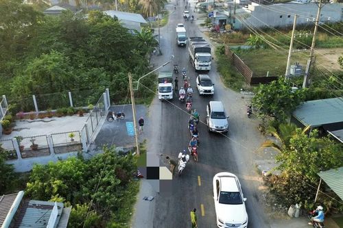 Liên tiếp xảy ra tai nạn giao thông nghiêm trọng trên quốc lộ 62