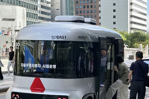 Xe buýt tự hành: Bước tiến của giao thông công cộng