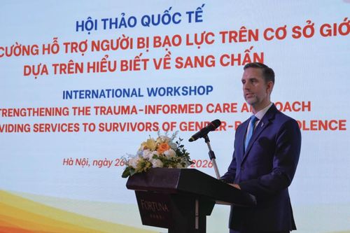 Hỗ trợ người bị bạo lực trên cơ sở giới: Cần thể chế hóa cách tiếp cận, chăm sóc trong khuôn khổ pháp lý
