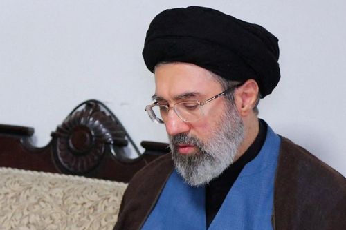 Lãnh tụ Tối cao Iran gửi thư cho quan chức Iraq