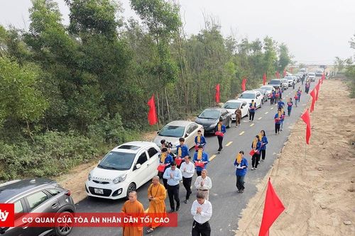 Trang nghiêm Lễ yên vị liệt sĩ Đại đội pháo binh 45 tại Bãi Dừa