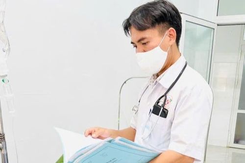 Vụ nghi ngộ độc khi ăn bánh mì tại Đắk Lắk: Số ca nhập viện tăng lên 61 người