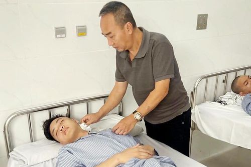 Nỗi đau của gia đình nam sinh sau vụ bị đánh dã man ở Hà Nội