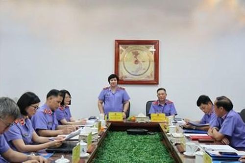 VKSND tối cao kiểm tra việc thực hiện dân chủ ở cơ sở tại Viện Phúc thẩm 2
