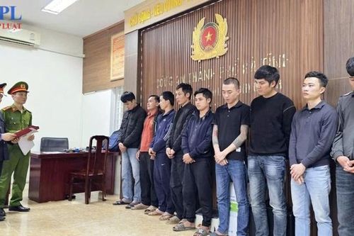 'Xóc đĩa' tại trại lợn, 17 đối tượng bị khởi tố