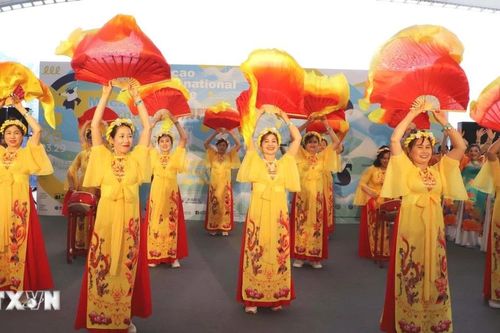 Việt Nam gây ấn tượng mạnh tại Carnival quốc tế Macau 2026