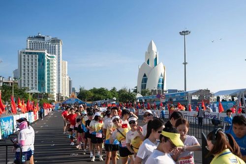 Sức hút mãnh liệt của Tiền Phong Marathon sau nhiều thập kỷ