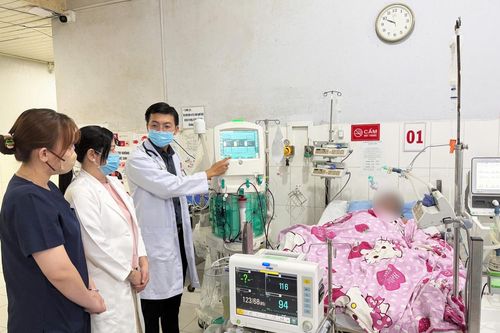 Bệnh viện Chợ Rẫy hỗ trợ Phú Quốc triển khai kỹ thuật lọc máu liên tục, cứu sống bệnh nhân nguy kịch
