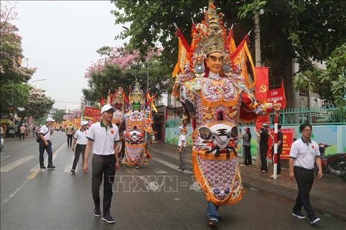 Ứng dụng khoa học, công nghệ phát triển du lịch thông minh, tăng liên kết vùng