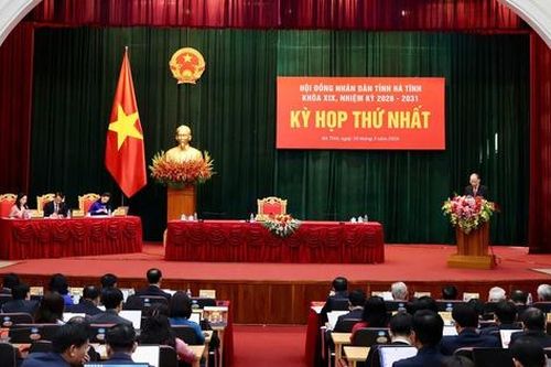 Hà Tĩnh: Thúc đẩy tăng trưởng kinh tế nhanh và bền vững, phấn đấu tăng trưởng bình quân trên 10%/năm